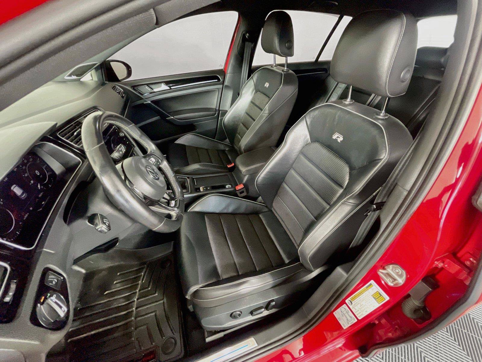 Used 2018 Volkswagen Golf 4-Door AWD/4WD image 24