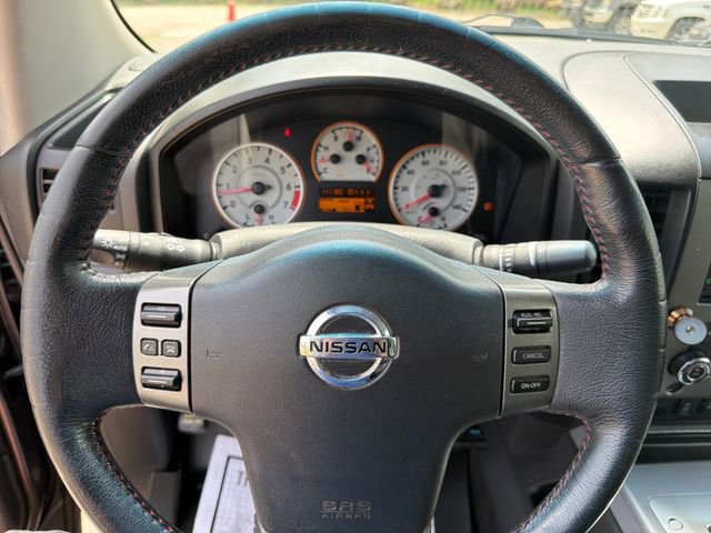 Used 2011 Nissan Titan PRO-4X AWD/4WD image 16