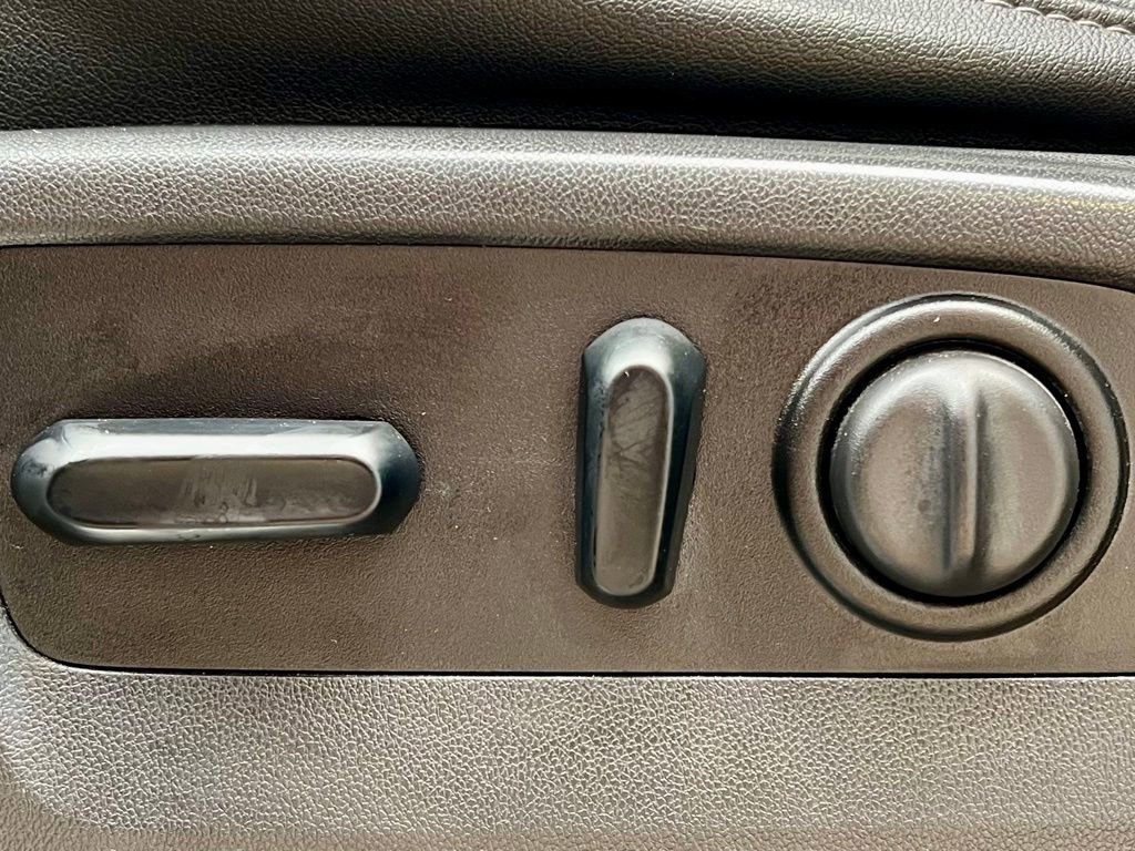 Used 2021 GMC Sierra 1500 SLT w/ SLT Premium Package image 31