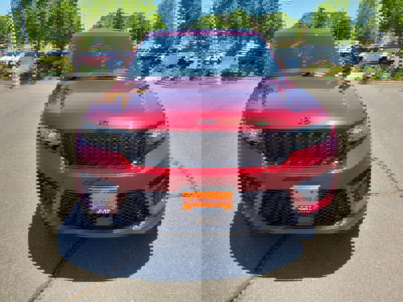 New 2025 Jeep Grand Cherokee Altitude w/ Trailer Tow Package image 14