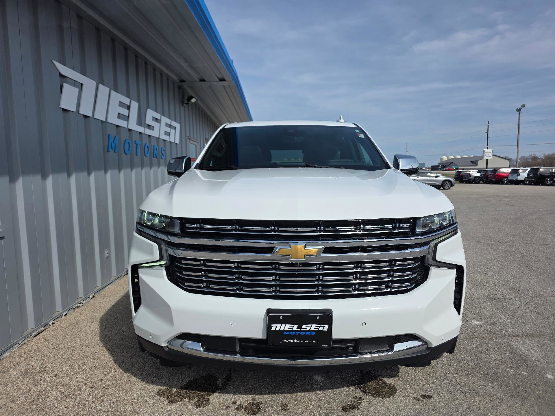Used 2022 Chevrolet Tahoe Premier image 3