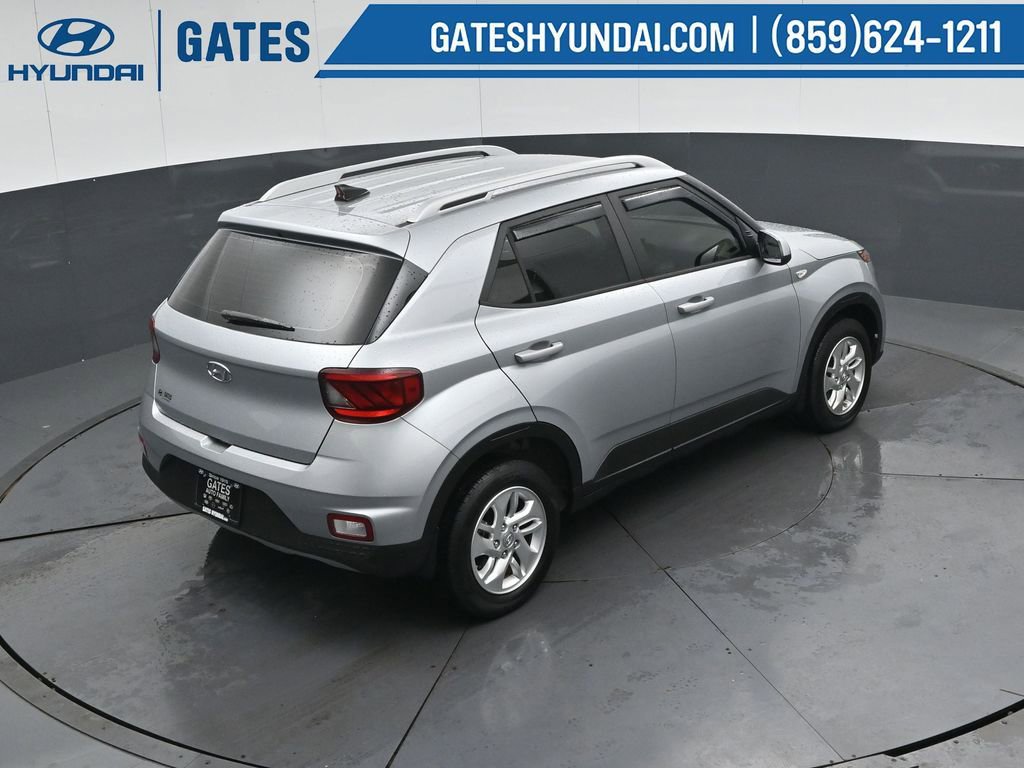 Used 2020 Hyundai Venue SEL image 40