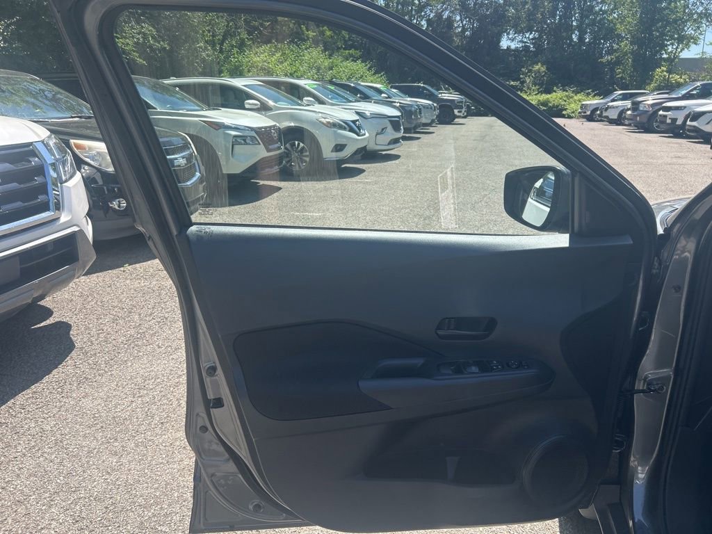 Certified 2025 Nissan Kicks Play S FWD image 12