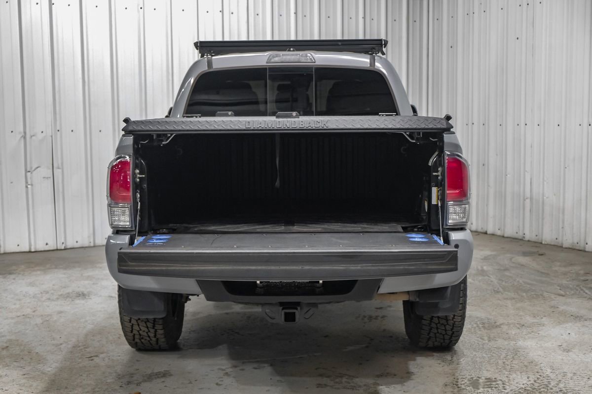 Used 2020 Toyota Tacoma TRD Off-Road w/ Advanced Technology Package image 58