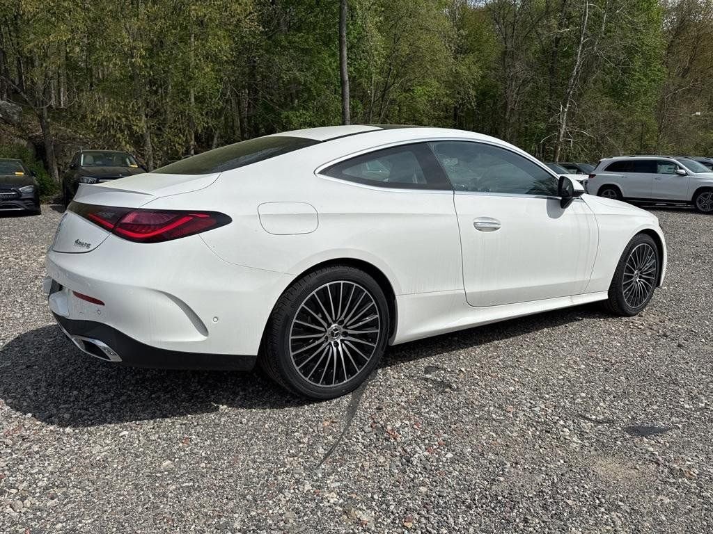 Used 2025 Mercedes-Benz CLE 300 4MATIC Coupe image 6