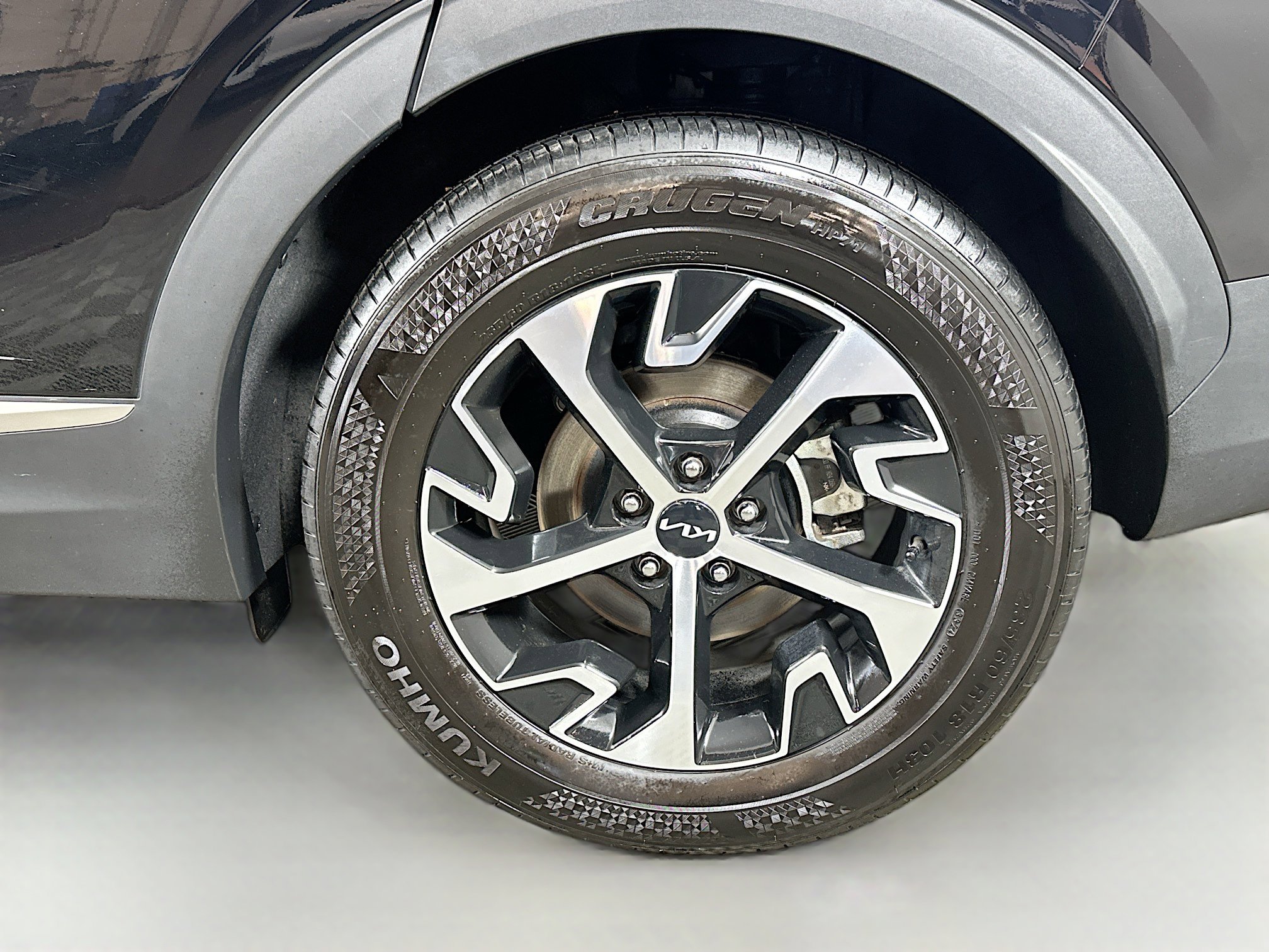 Certified 2025 Kia Sportage EX FWD image 30