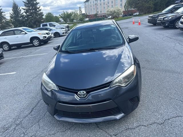 Used 2015 Toyota Corolla LE w/ Body Protection Package #1 FWD image 2
