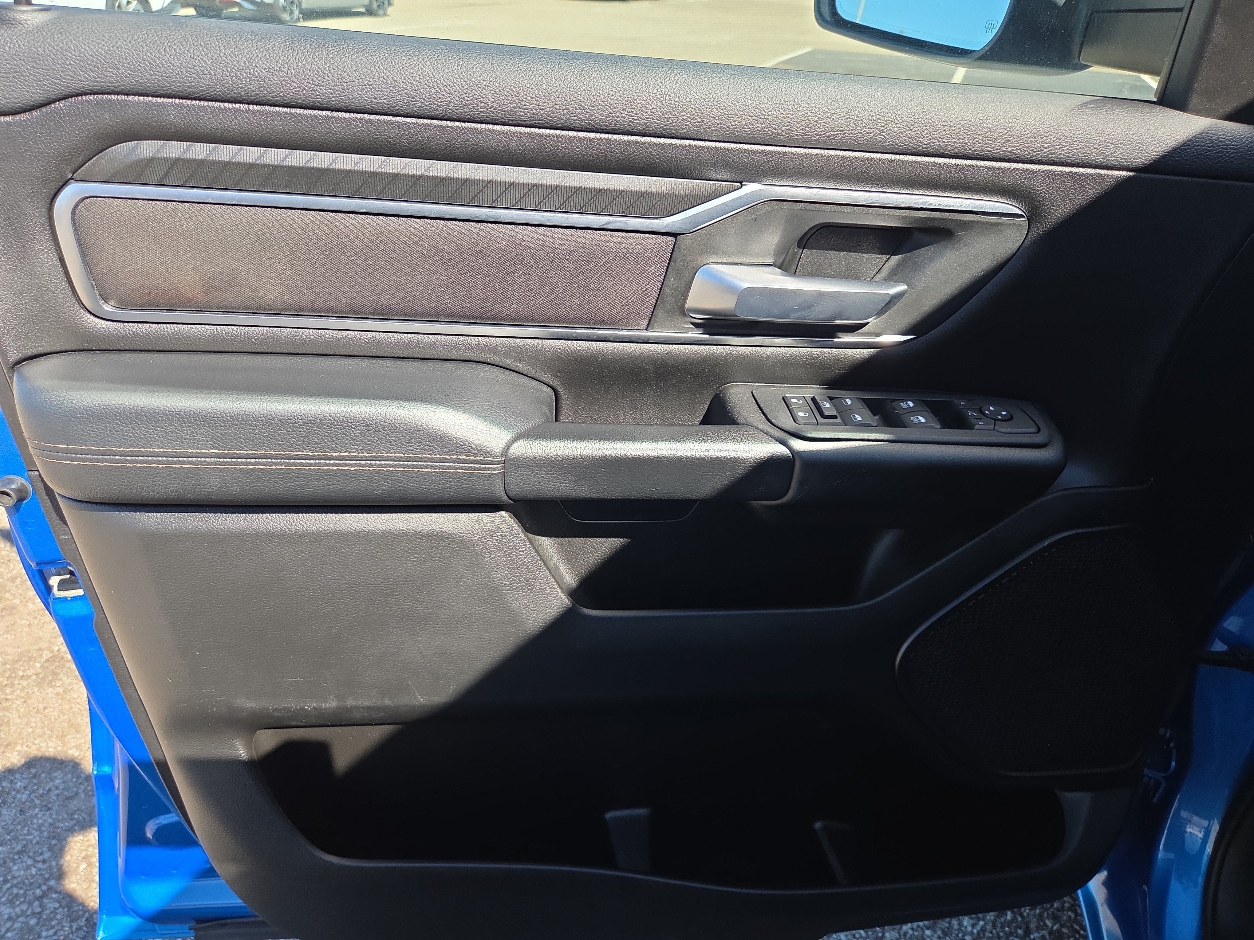 Used 2025 RAM 1500 Big Horn AWD/4WD image 6