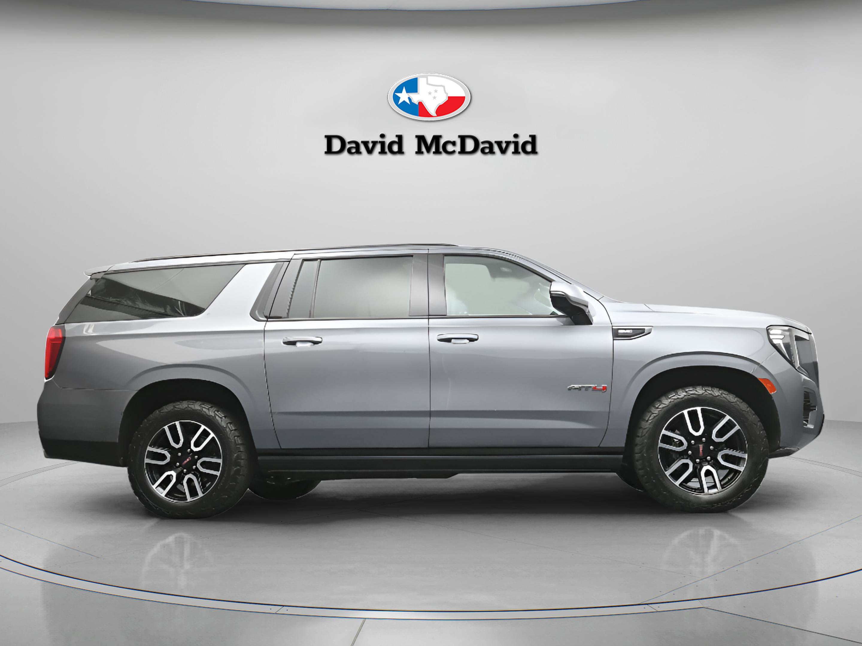 Used 2022 GMC Yukon XL AT4 image 23