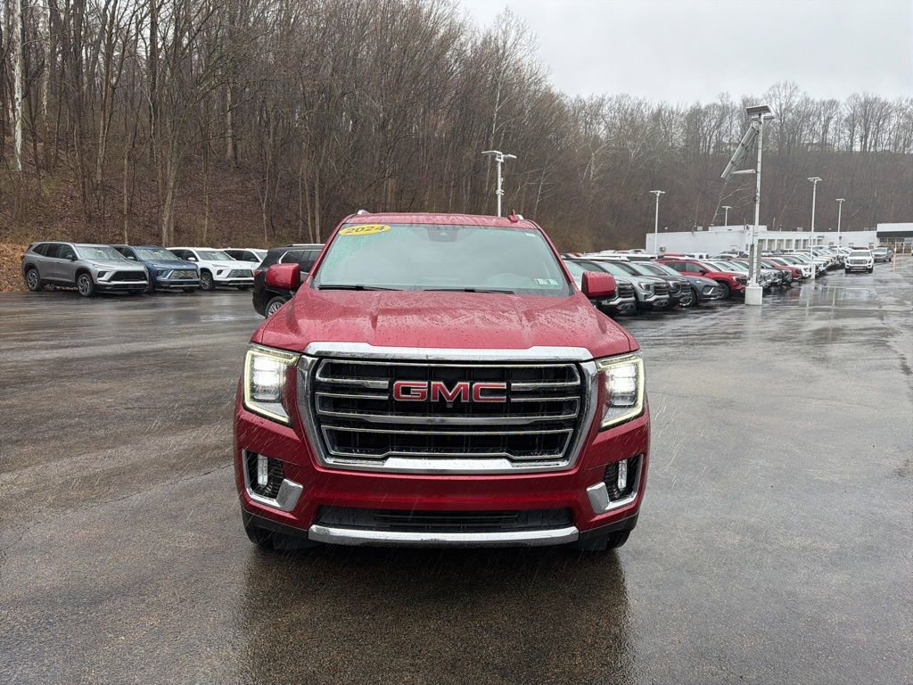 Used 2024 GMC Yukon SLT w/ SLT Luxury Package RWD image 13
