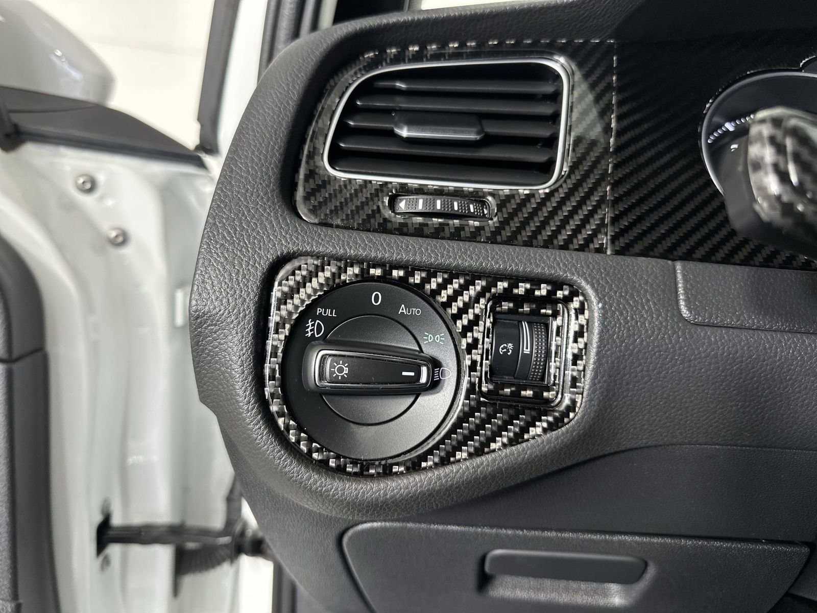 Used 2020 Volkswagen GTI S image 18