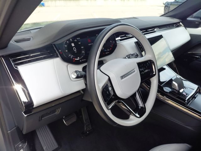 Used 2024 Land Rover Range Rover Sport Dynamic SE AWD/4WD image 7