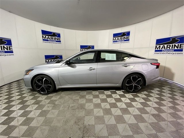 Used 2023 Nissan Altima 2.5 SR image 13