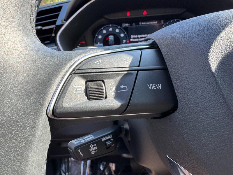 Used 2025 Audi Q3 2.0T Premium w/ Convenience Package image 18