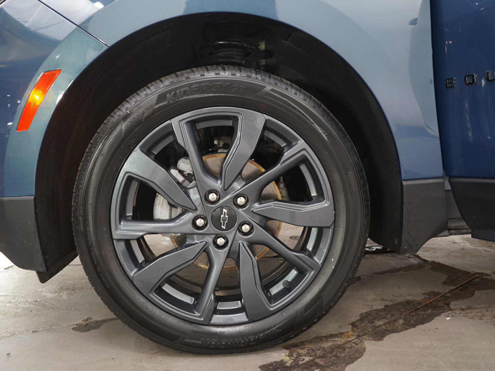 Used 2024 Chevrolet Equinox RS AWD/4WD image 29