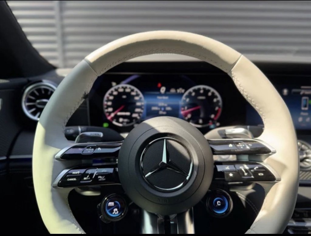 Used 2024 Mercedes-Benz AMG GT 63 image 11