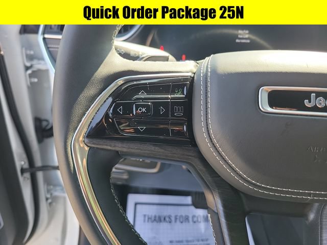 Used 2023 Jeep Grand Cherokee L Overland w/ Luxury Tech Group IV AWD/4WD image 11