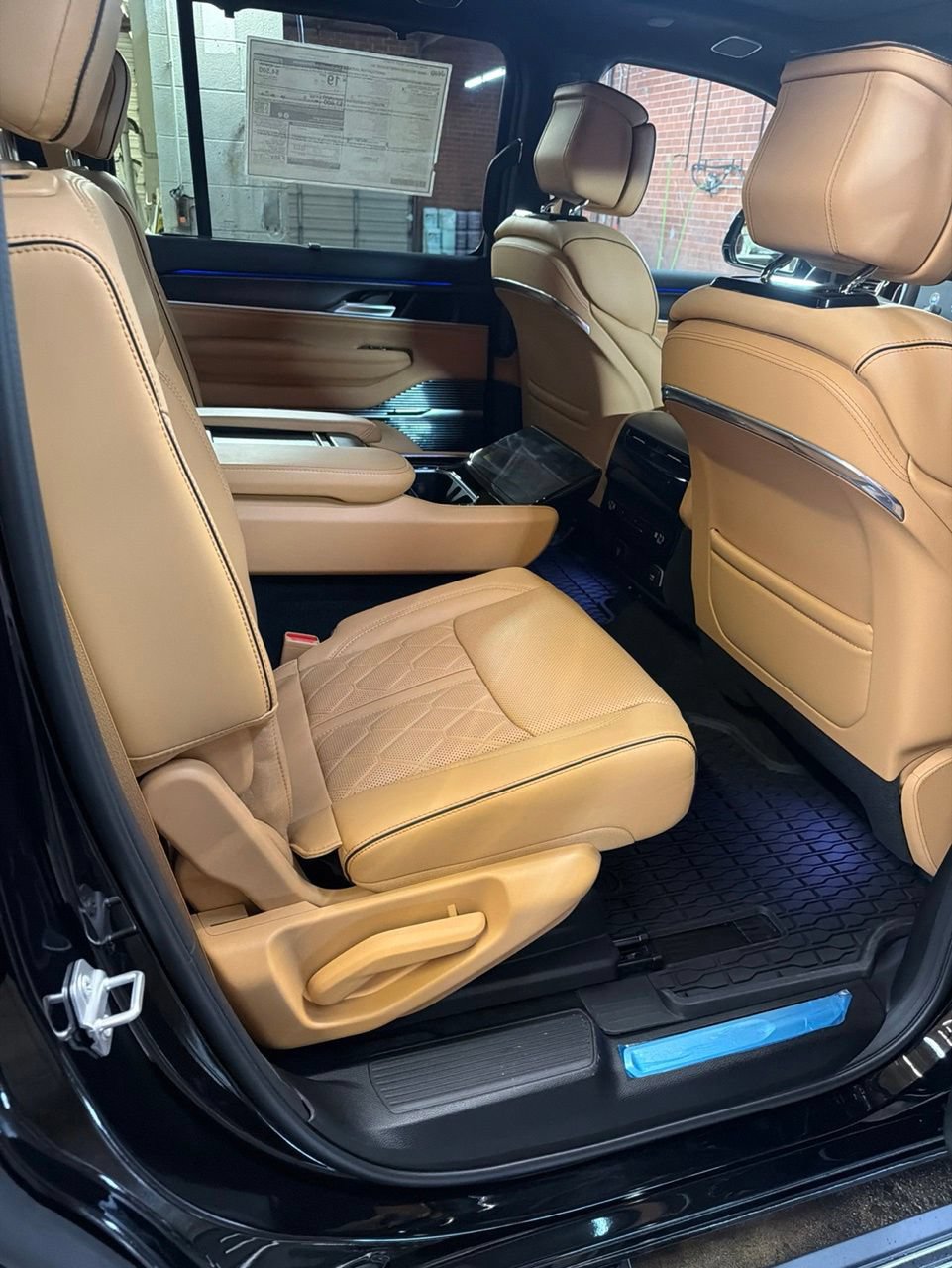 New 2026 Jeep Grand Wagoneer Summit AWD/4WD image 26