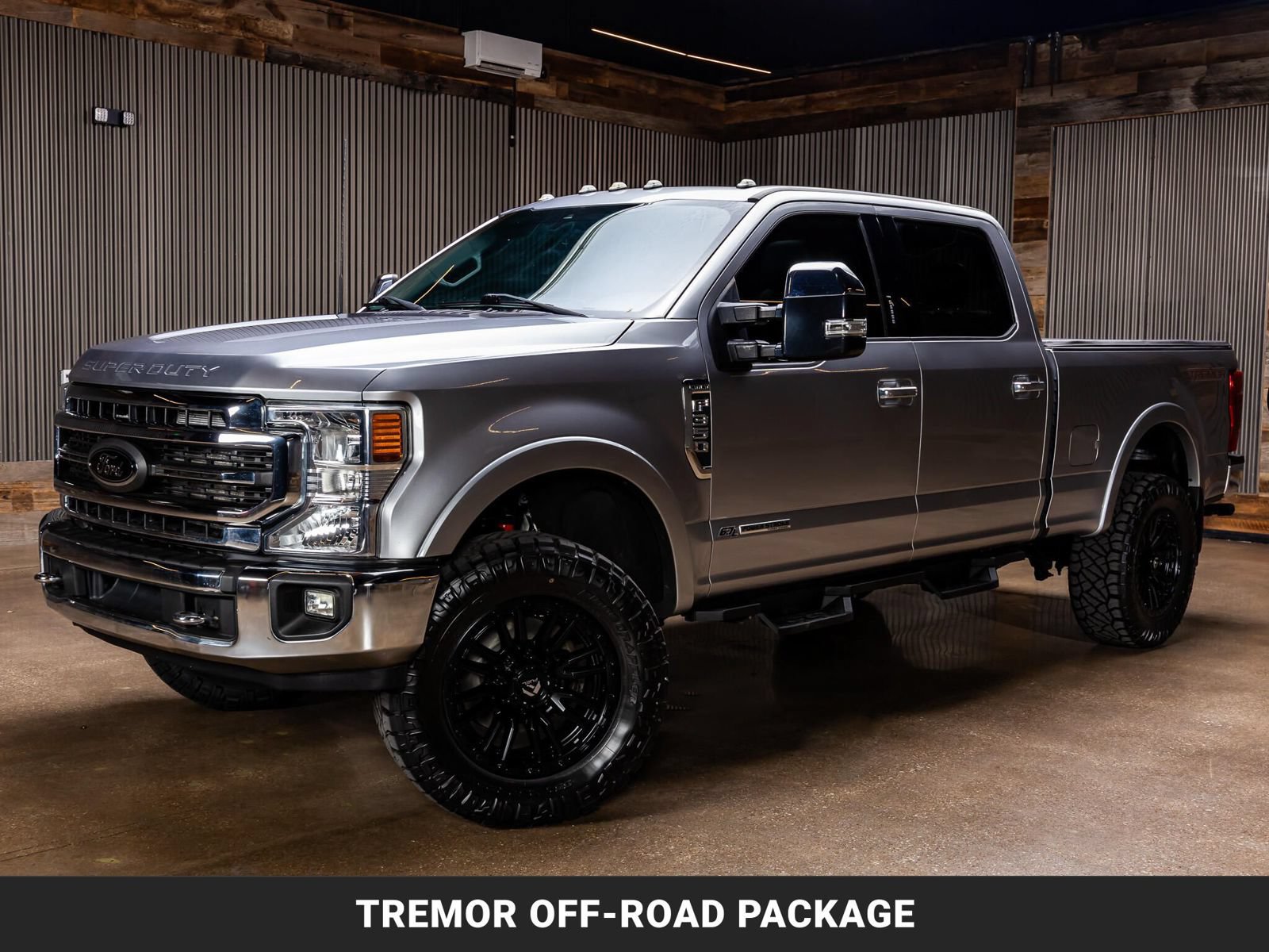 Used 2022 Ford F350 Lariat w/ Tremor Off-Road Package AWD/4WD image 5