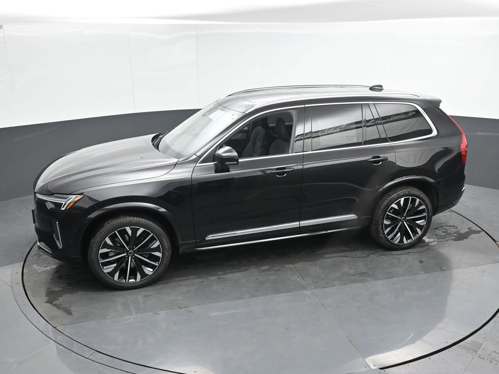 New 2026 Volvo XC90 B6 Plus w/ Protection Package Premier image 37