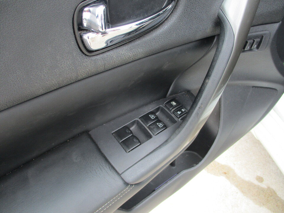 Used 2014 Nissan Maxima 3.5 SV w/ Sport Package FWD image 25