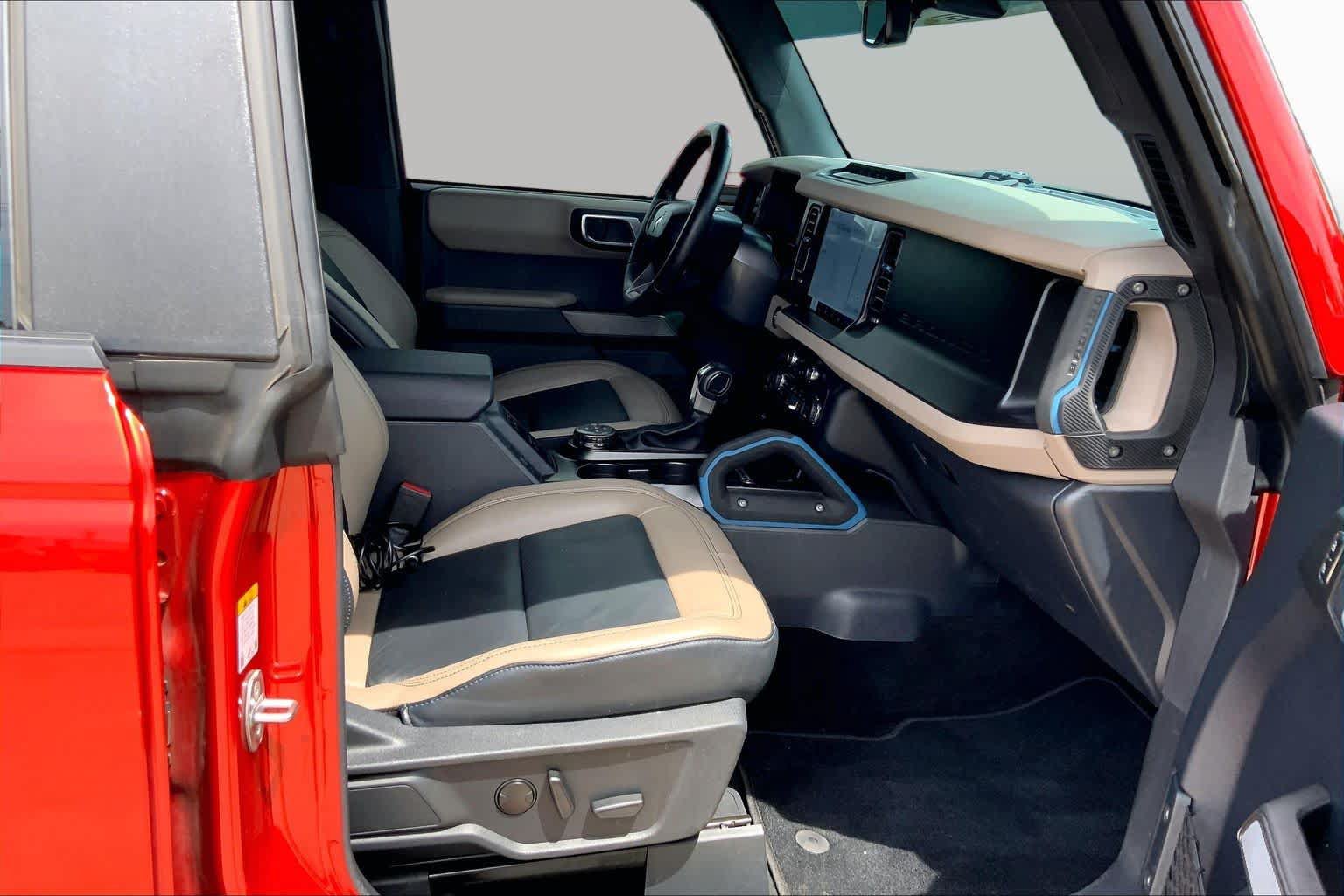 Used 2023 Ford Bronco Wildtrak AWD/4WD image 9