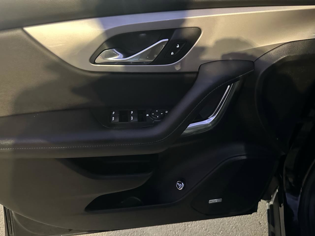 Used 2022 Chevrolet Blazer LT w/ Redline Edition image 9