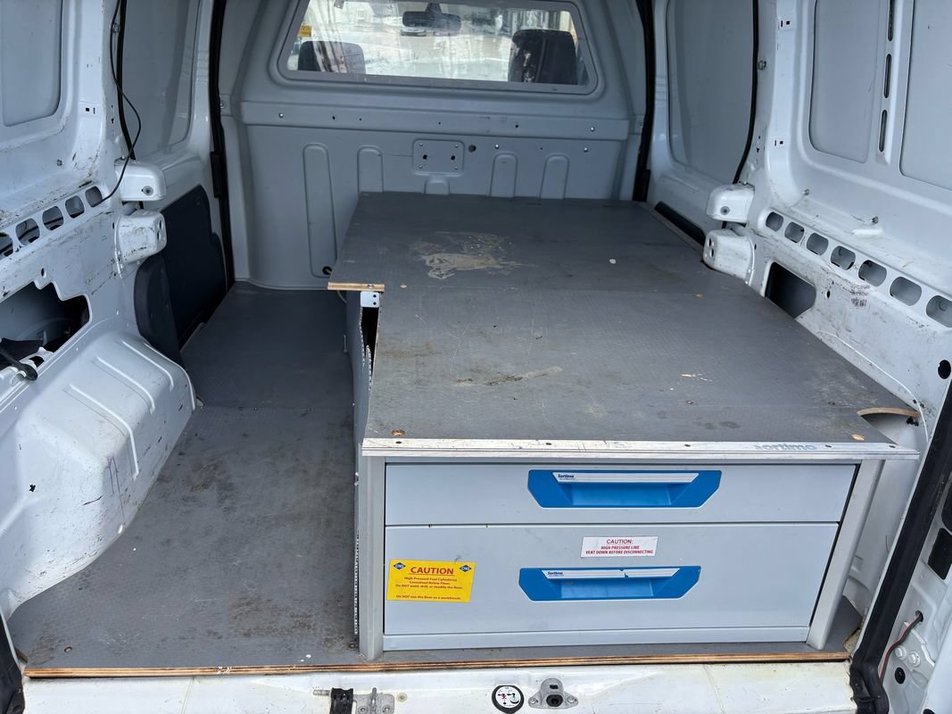 Used 2012 Ford Transit Connect XL FWD image 28