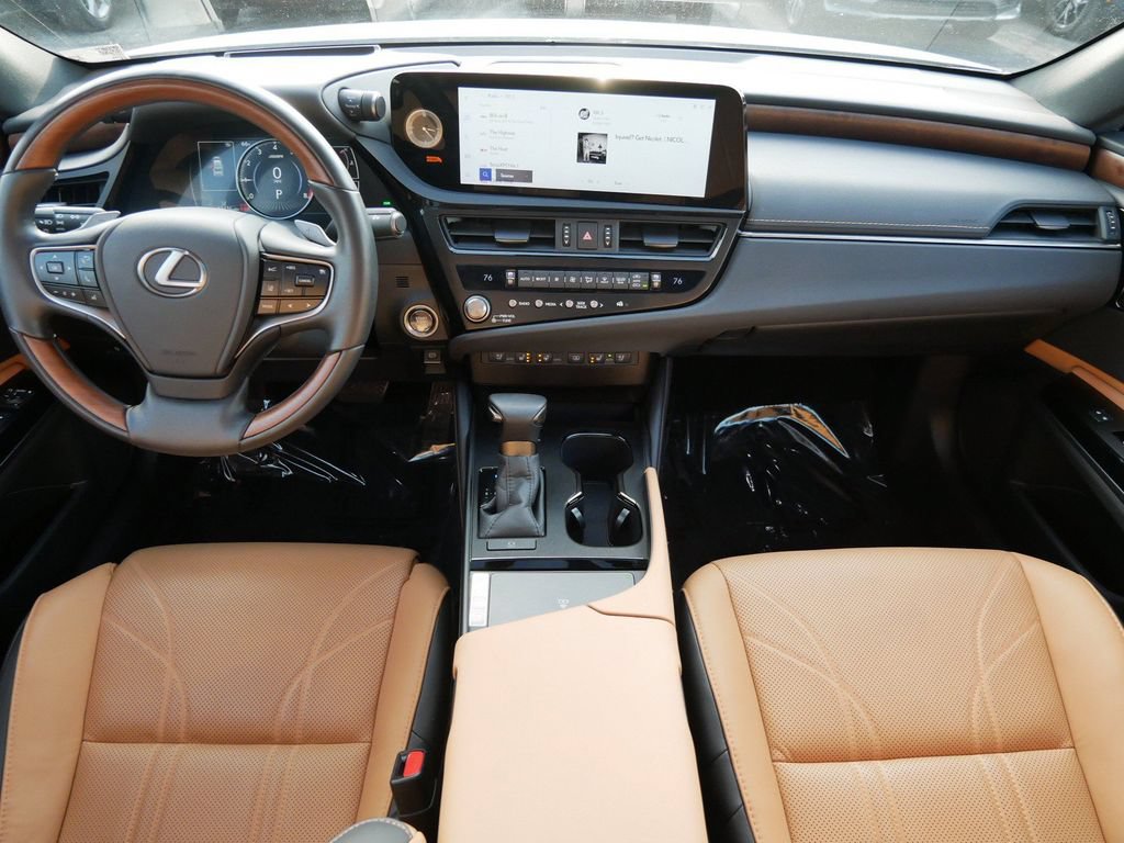 Certified 2025 Lexus ES 350 Ultra Luxury w/ Accessory Package (Z2) FWD image 14