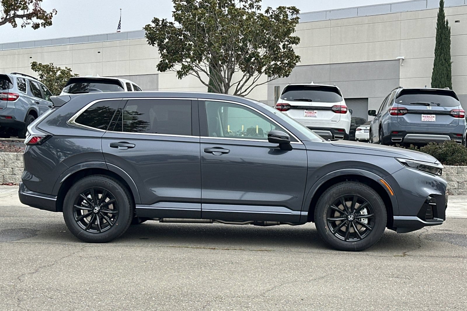 New 2025 Honda CR-V FWD e:FCEV video 3