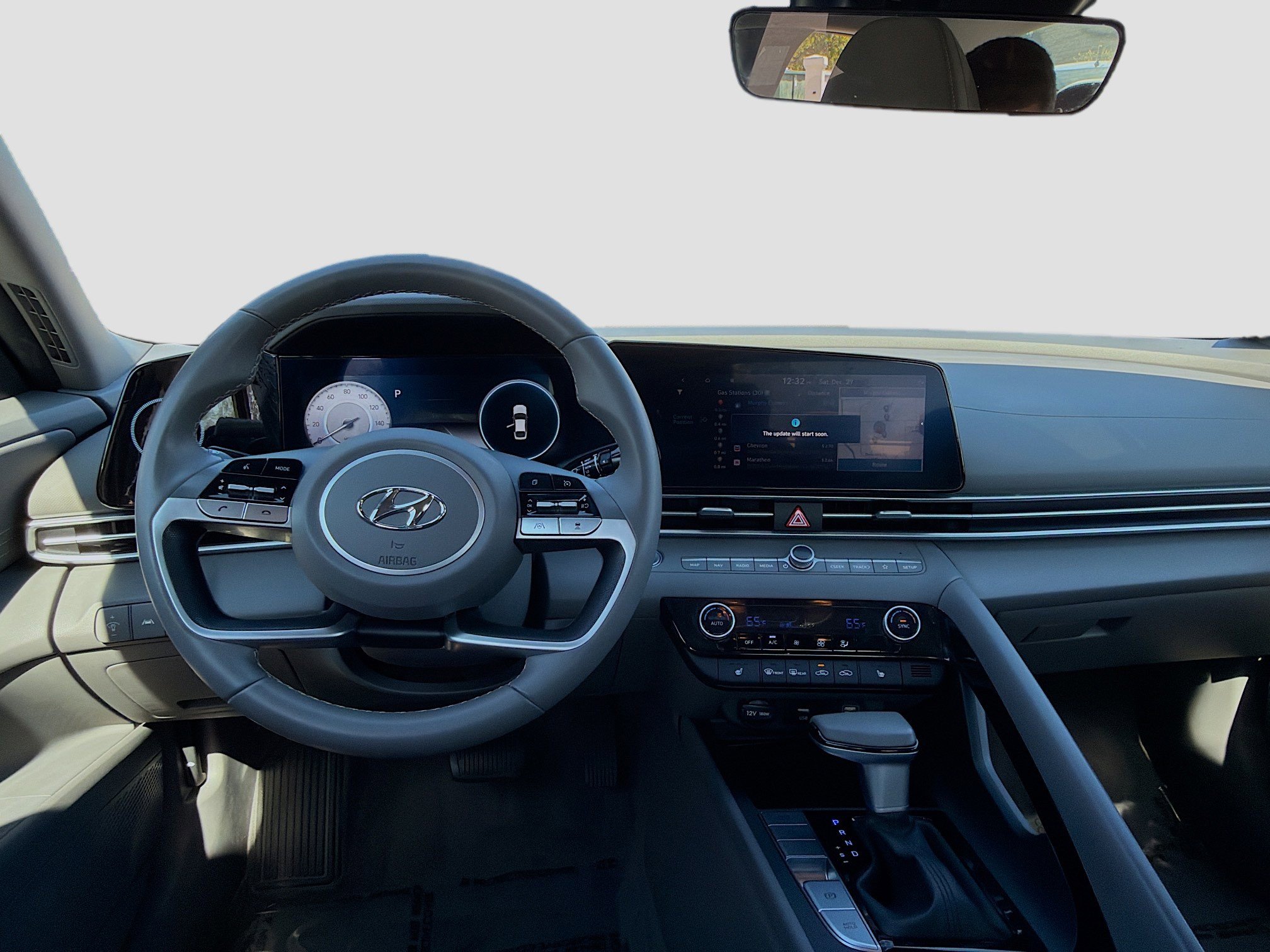 Used 2023 Hyundai Elantra SEL w/ Convenience Package image 18