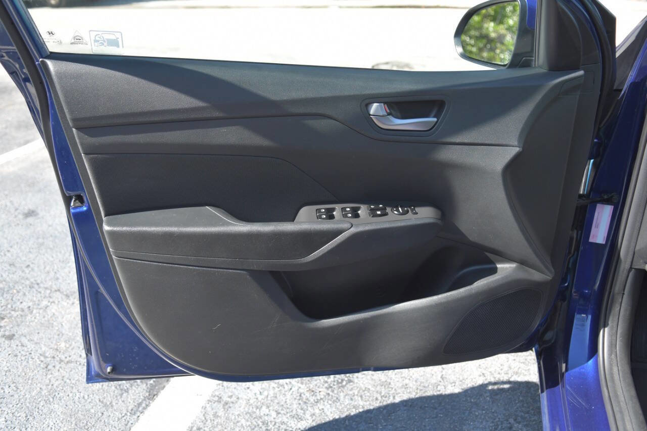 Used 2019 Hyundai Accent SE image 15