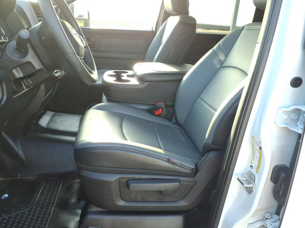 New 2026 RAM 2500 Tradesman AWD/4WD image 13