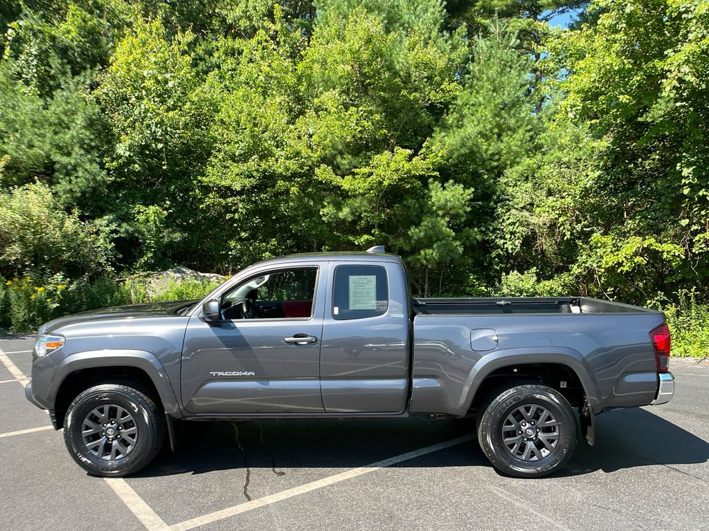 Certified 2022 Toyota Tacoma SR5 w/ SR5 Appearance Package (SM) AWD/4WD video 2
