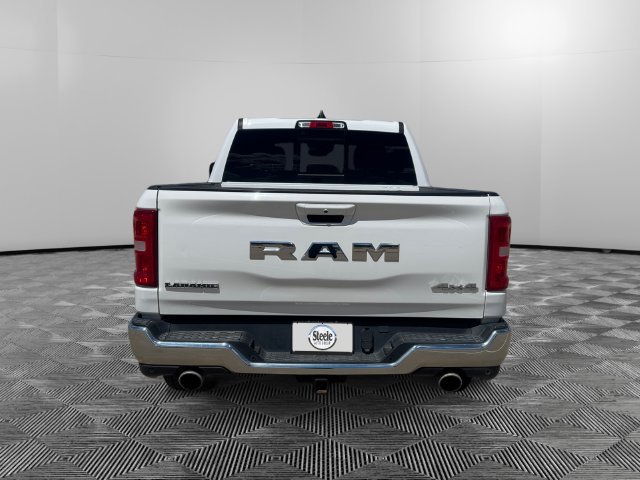 Used 2025 RAM 1500 Laramie AWD/4WD image 4
