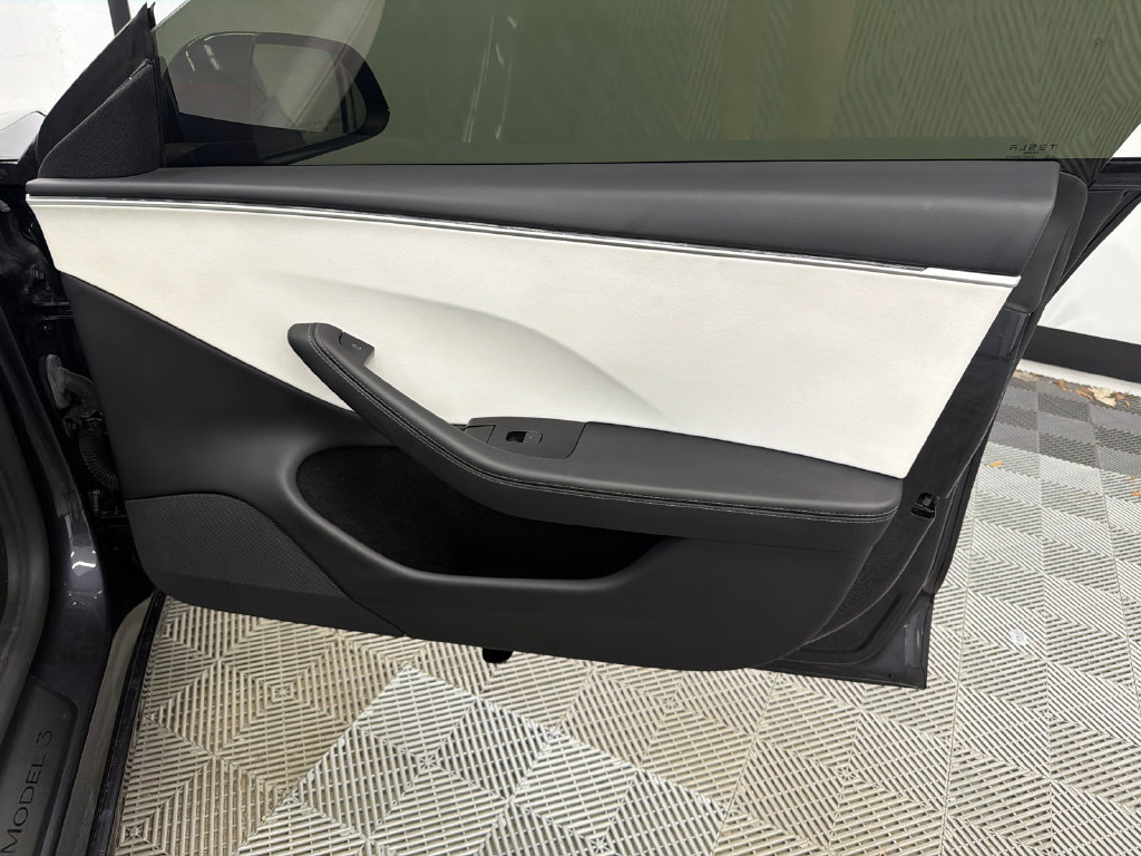 Used 2024 Tesla Model 3 Long Range RWD image 15