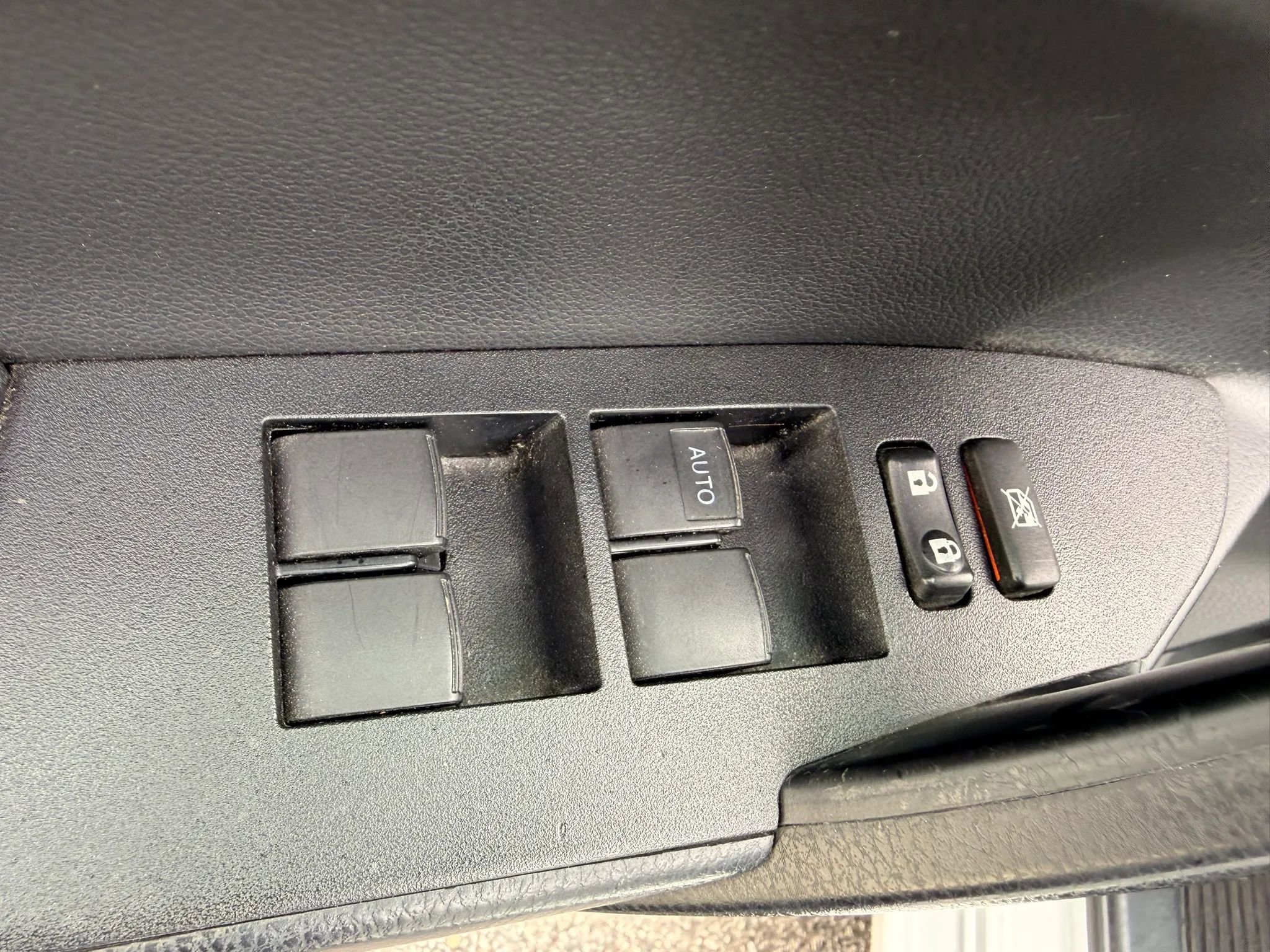Used 2014 Toyota Corolla S image 14