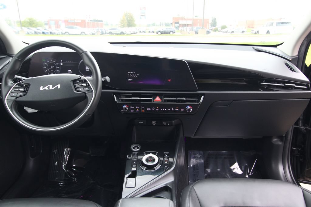 Used 2023 Kia Niro Wind w/ Wind Preserve Package FWD image 43