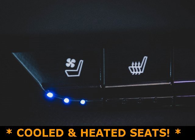 Used 2016 Chevrolet Camaro SS image 8