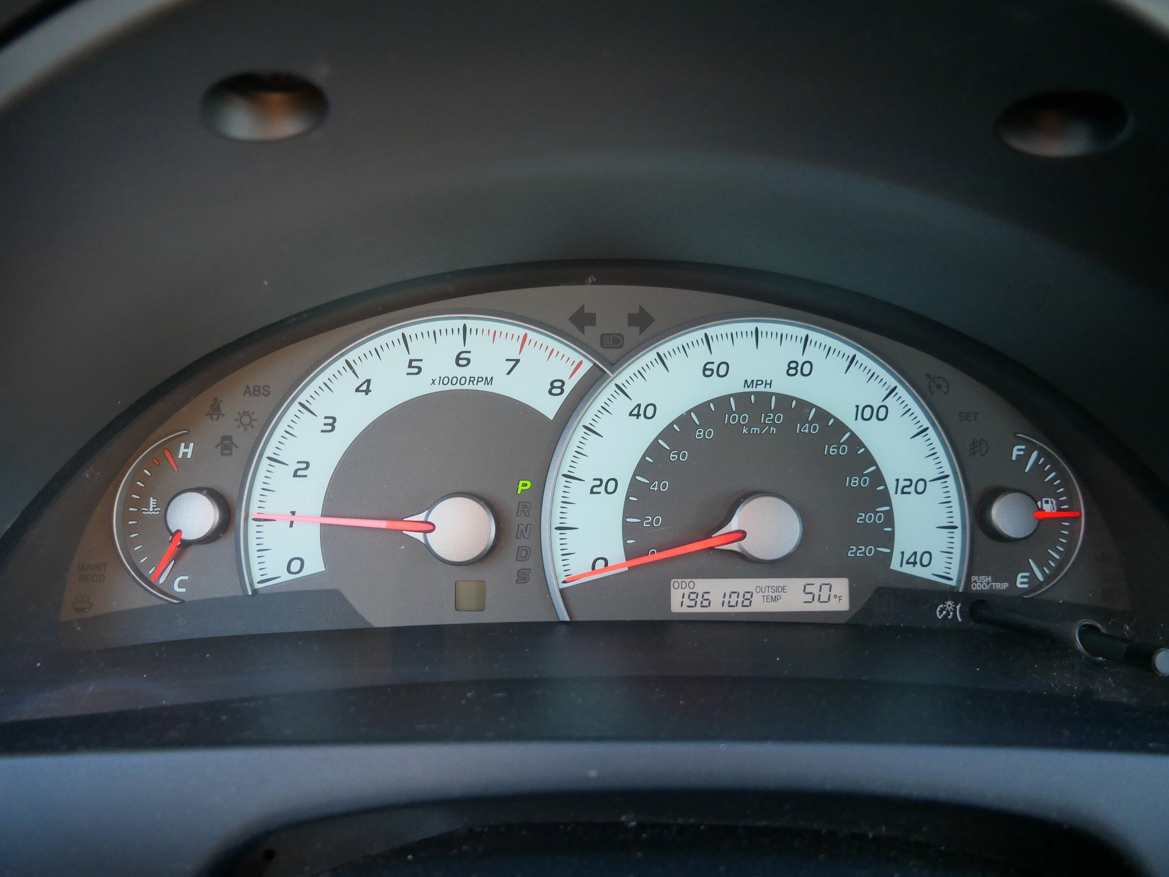 Used 2010 Toyota Camry SE FWD image 5