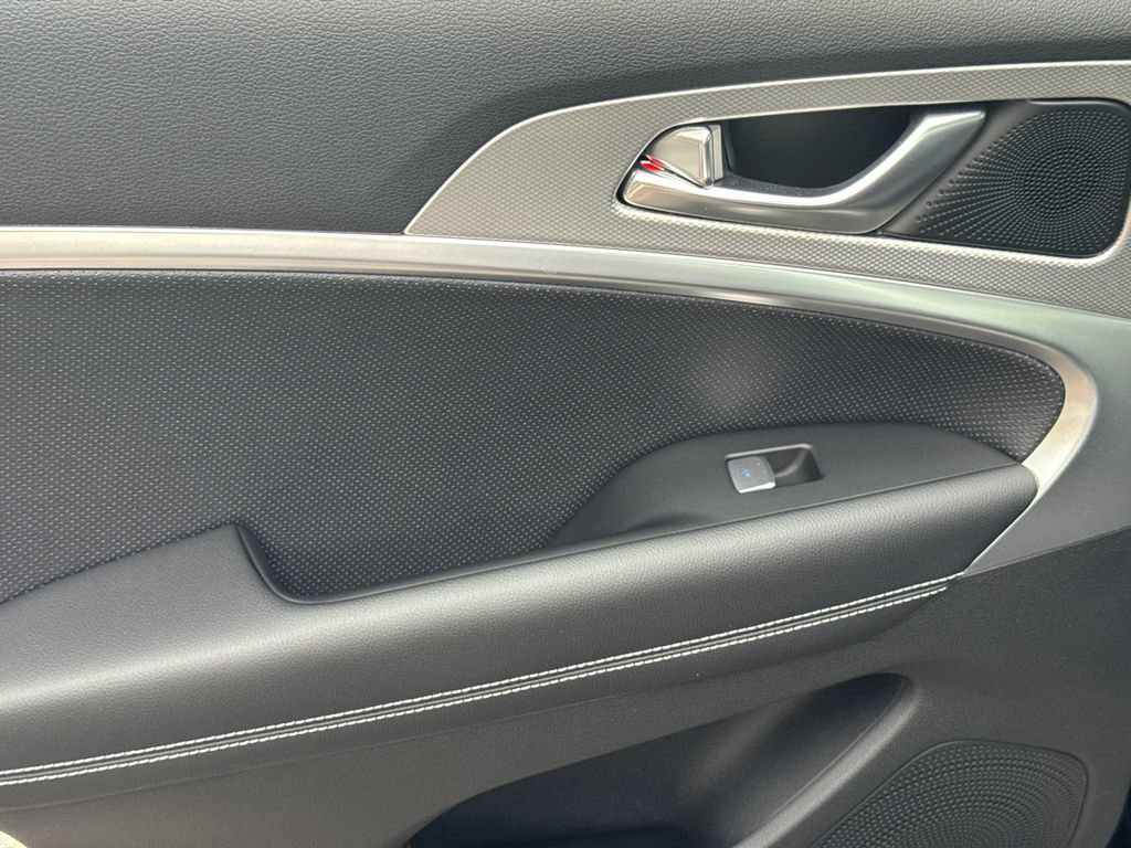 Used 2026 Genesis G70 2.5T Prestige RWD image 24