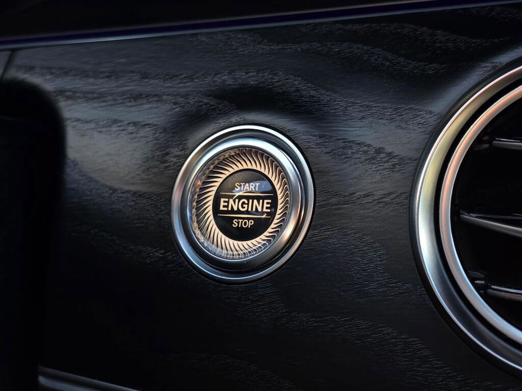 Used 2023 Mercedes-Benz E 450 4MATIC Sedan image 44