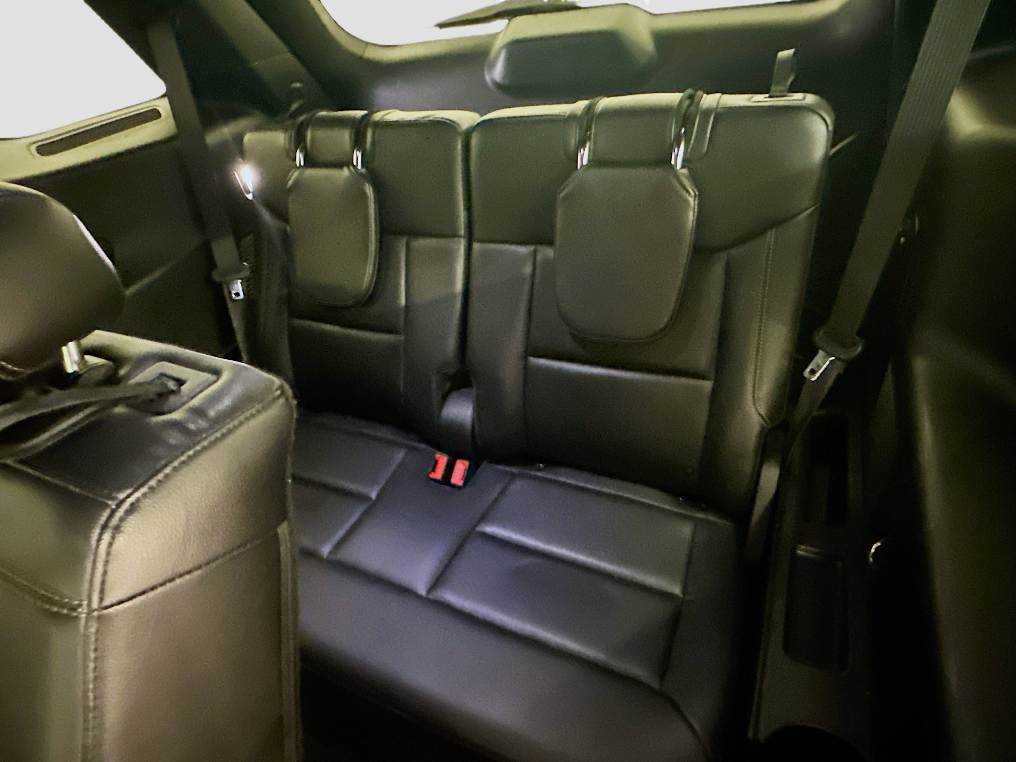 Used 2020 Ford Explorer XLT w/ Equipment Group 202A image 31