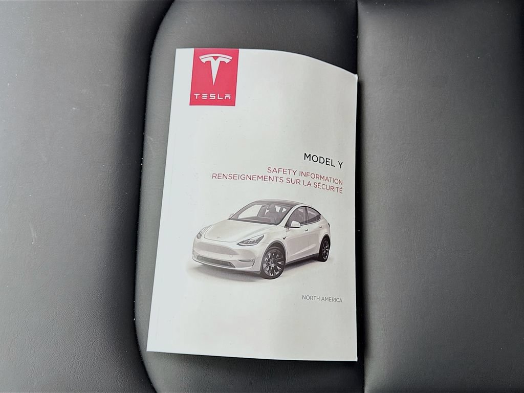 Used 2023 Tesla Model Y Long Range AWD/4WD image 59