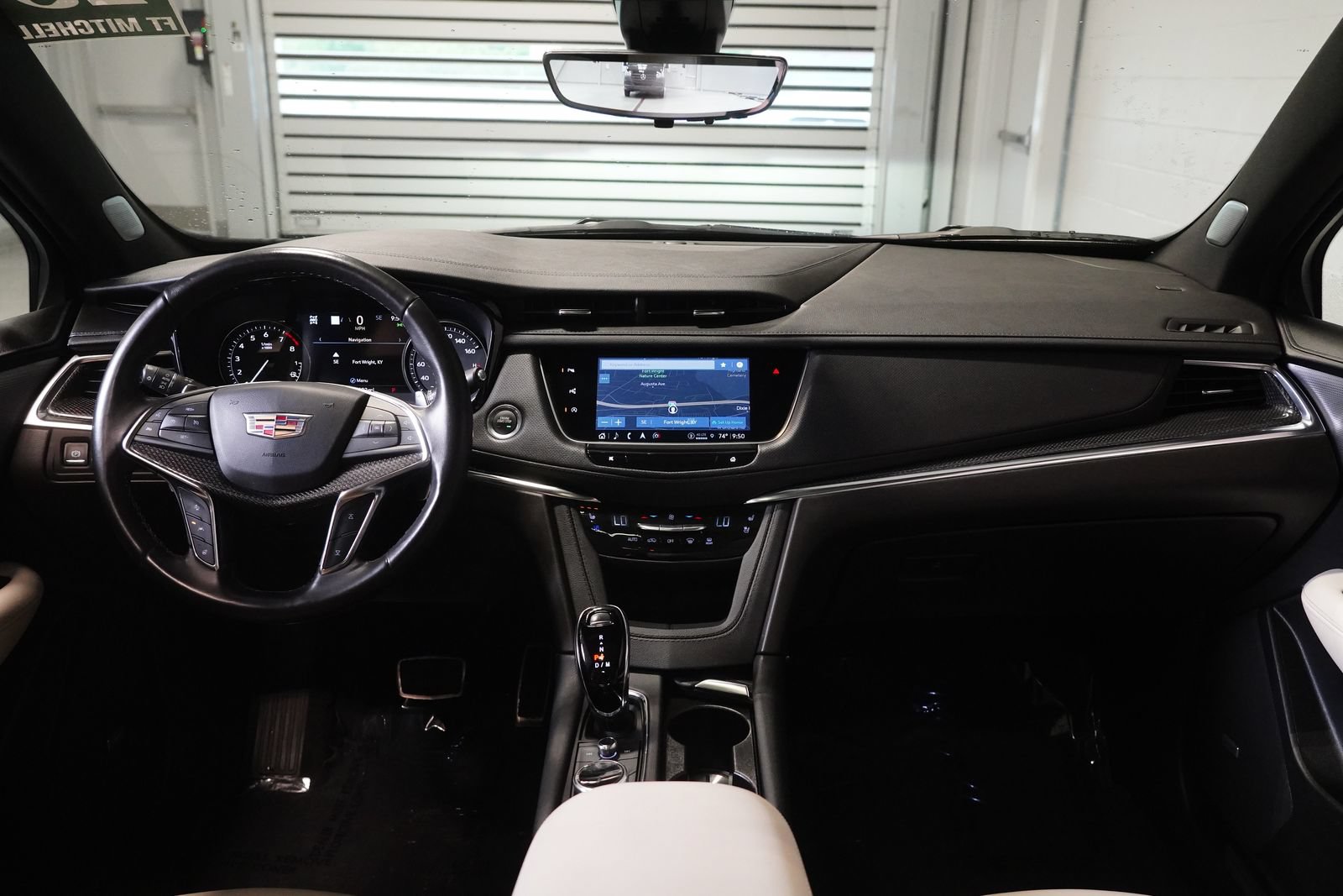 Used 2023 Cadillac XT5 Sportv w/ Technology Package AWD/4WD image 14