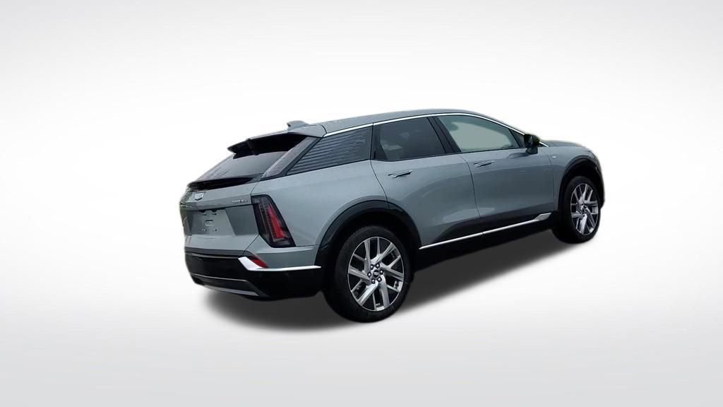 New 2026 Cadillac Optiq Luxury 1 image 7