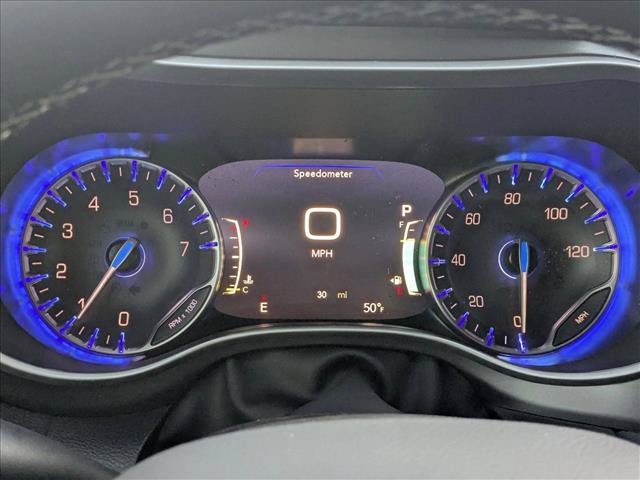New 2026 Chrysler Pacifica Select w/ S Appearance Package AWD/4WD image 11
