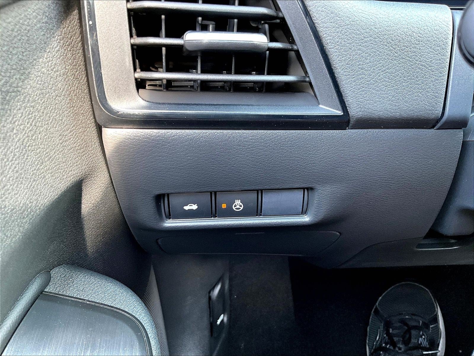 New 2027 Nissan Sentra SR w/ SR All Weather Package FWD image 25