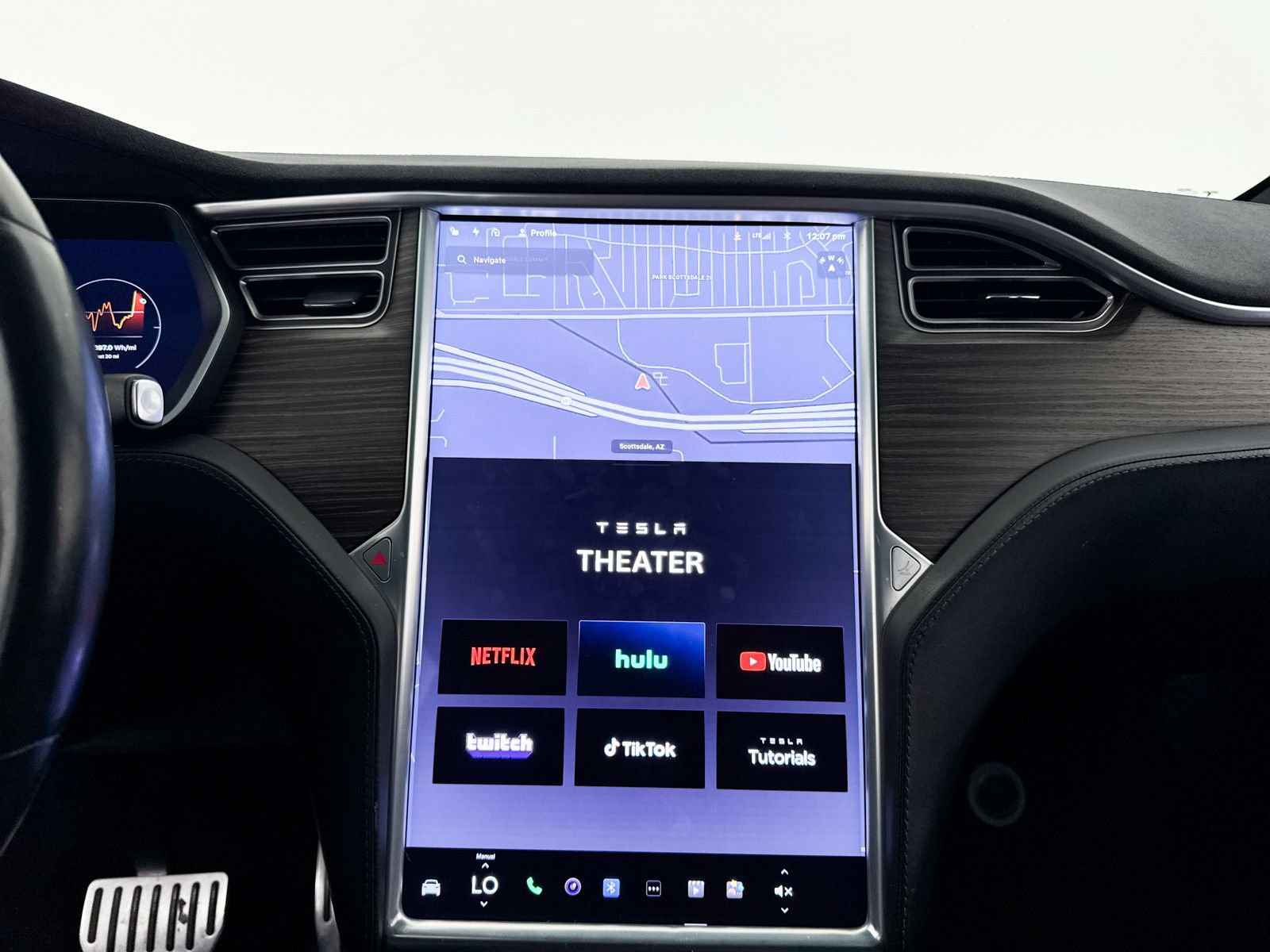 Used 2016 Tesla Model X Performance AWD/4WD image 26