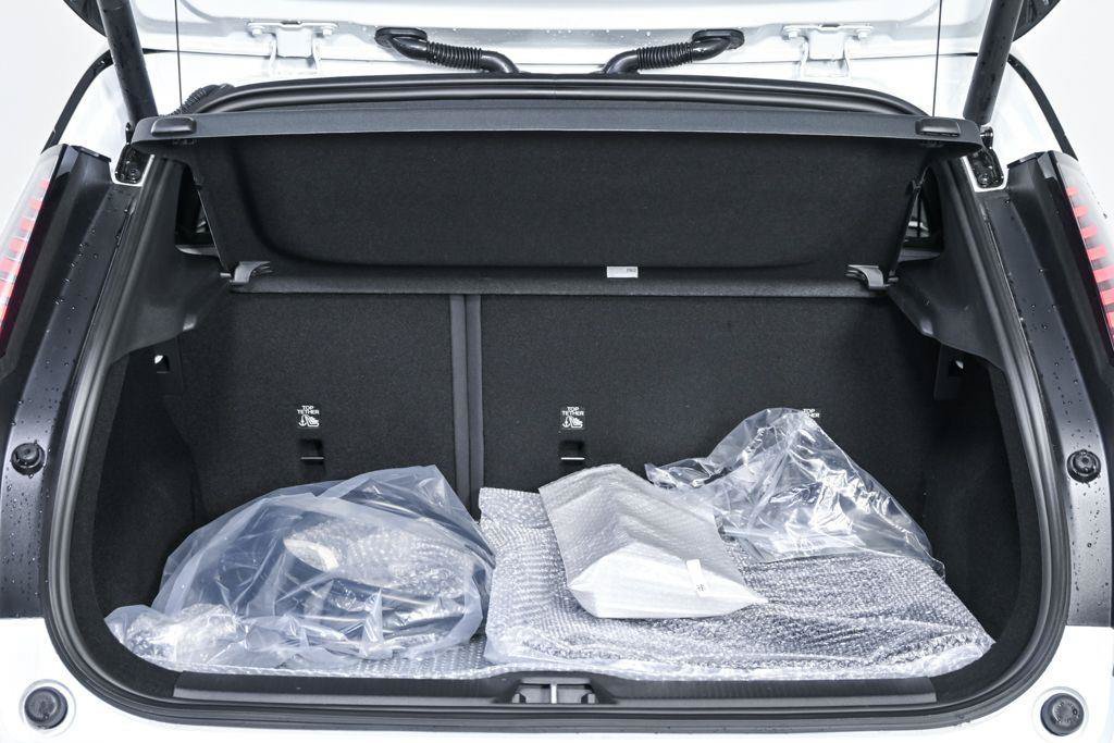 New 2026 Volvo EX30 Ultra w/ Climate Package AWD/4WD image 29